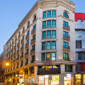 Zagreb 4*, İstanbul Türkiye